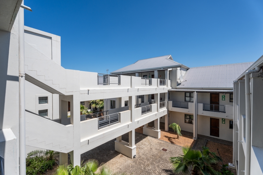 2 Bedroom Property for Sale in Admirals Park Western Cape